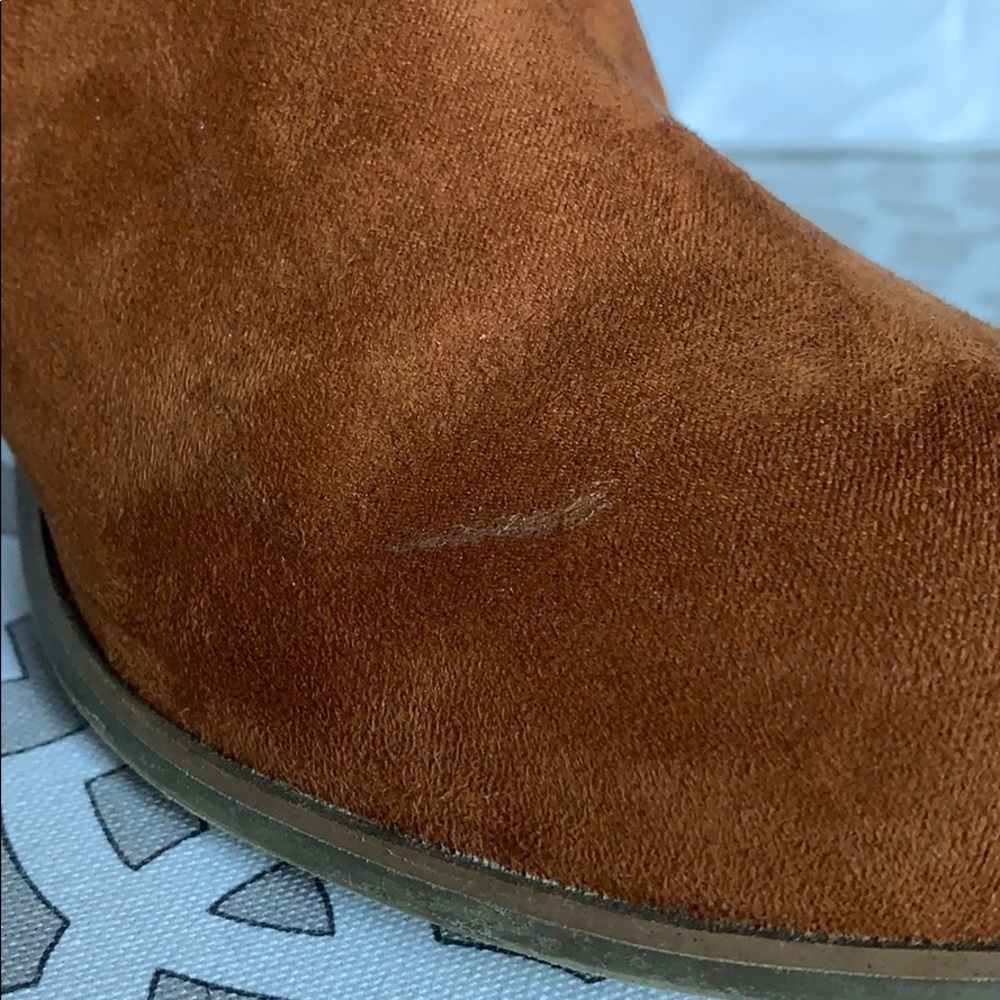 Booties - Picture 4 of 5